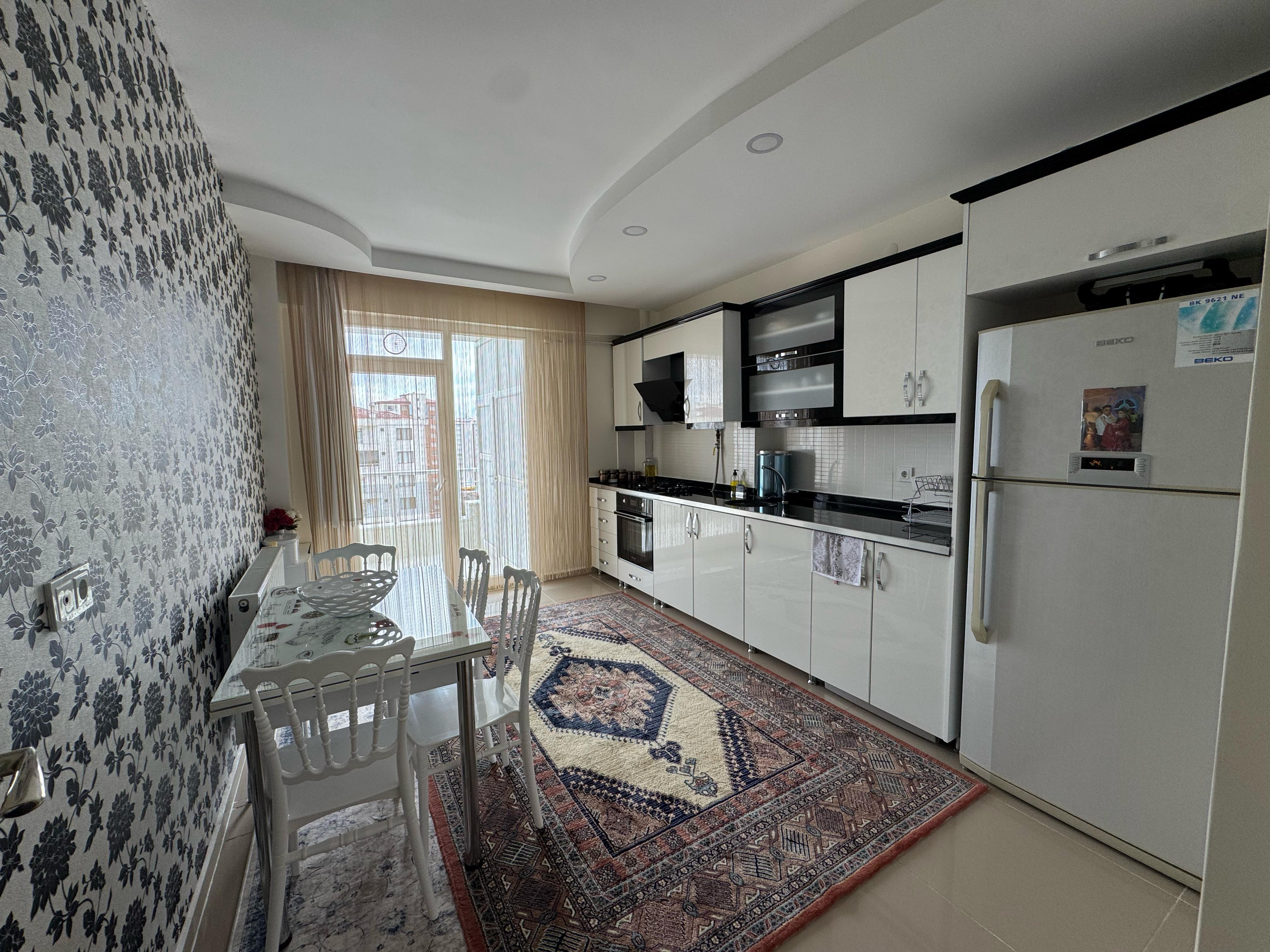 FOUR LAND GAYRİMENKUL'DEN FABRİKA MAHALLESİNDE 3+1 SATILIK DAİRE